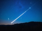 探秘天外流星：宇宙使者带来的奇幻之旅